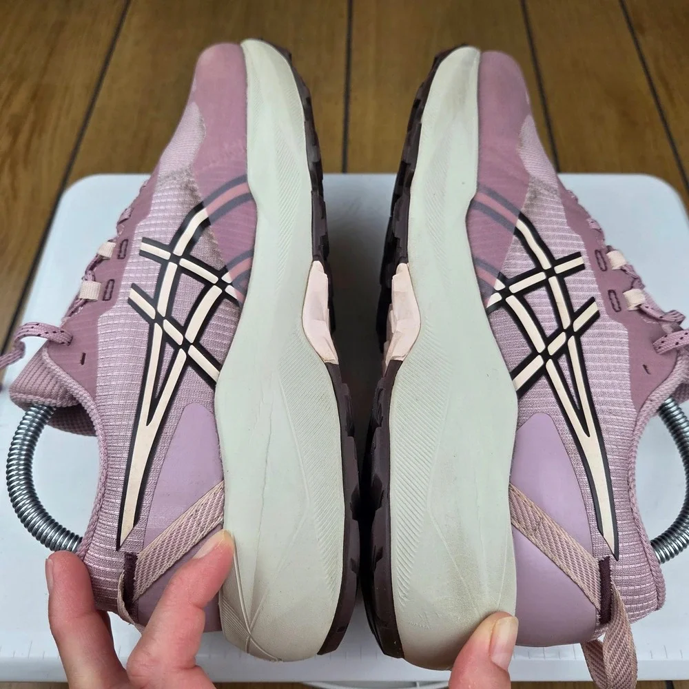 Asics Gel-Venture 11 Womens 10 Trail Running Shoes Pink Mauve 1012B933 Sneaker